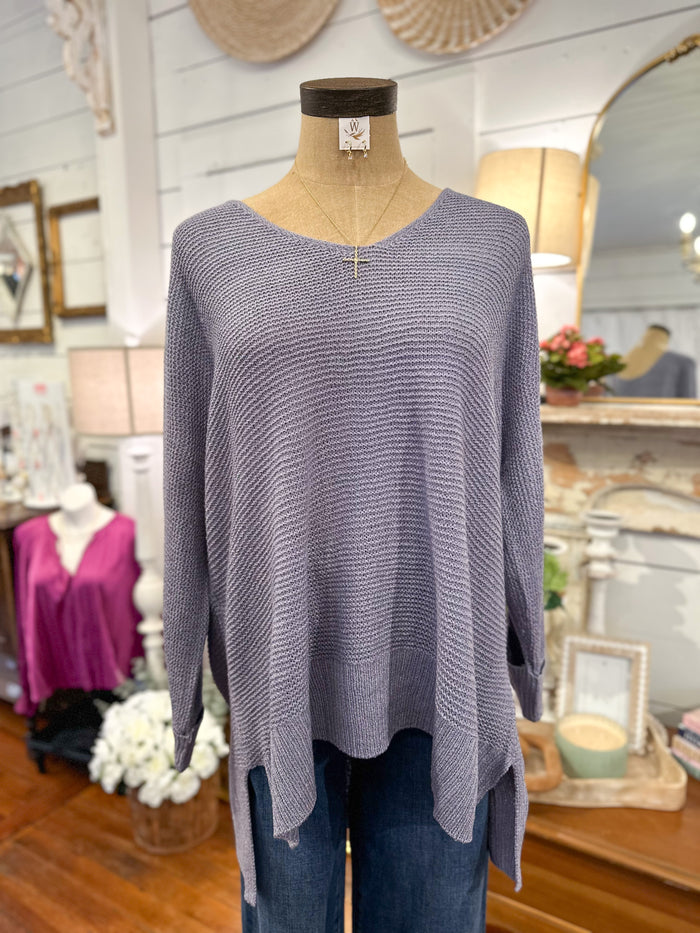 BLUE/PURPLE LIGHT WEIGHT SWEATER TOP 
