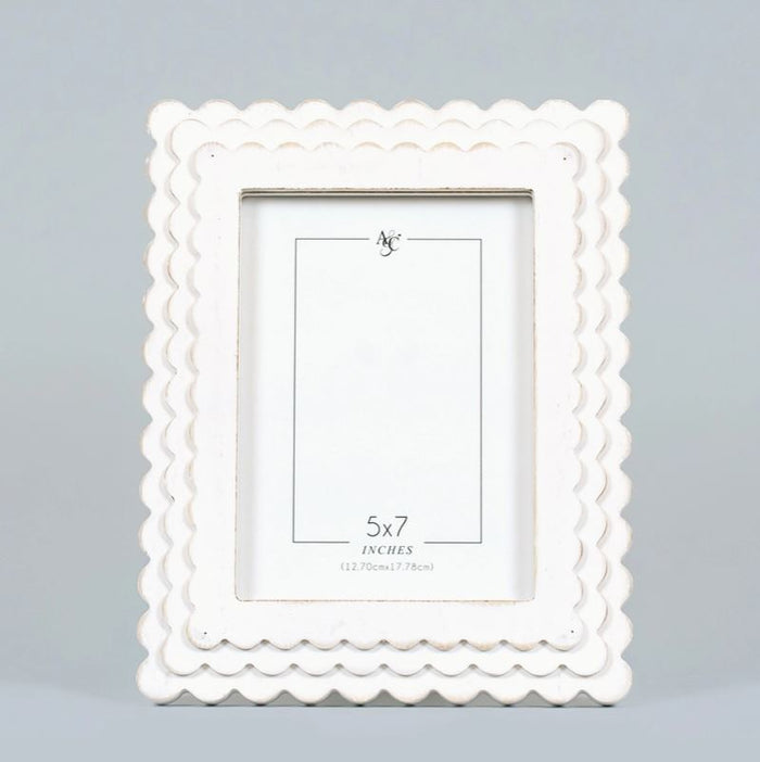 white scallop frame 5x7