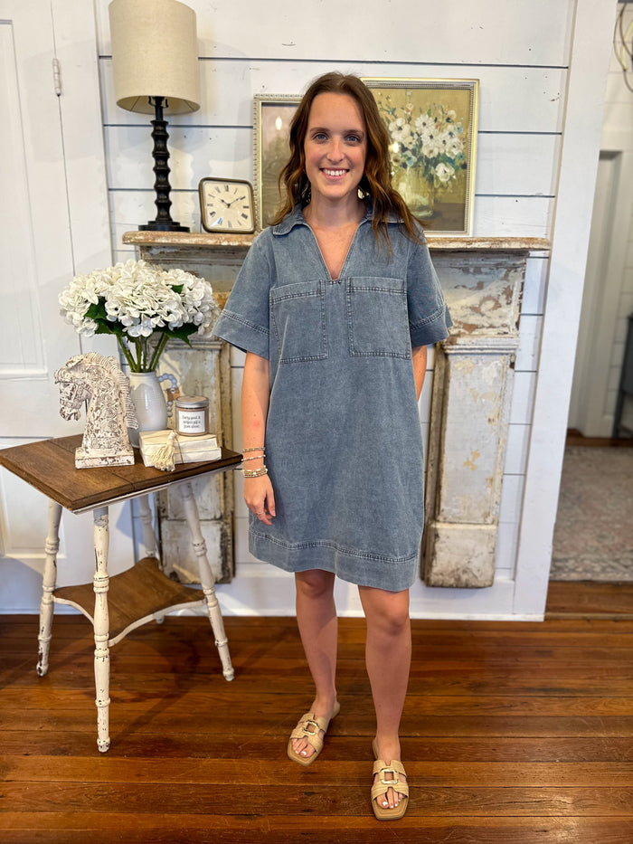 denim dress with side and front pockets 