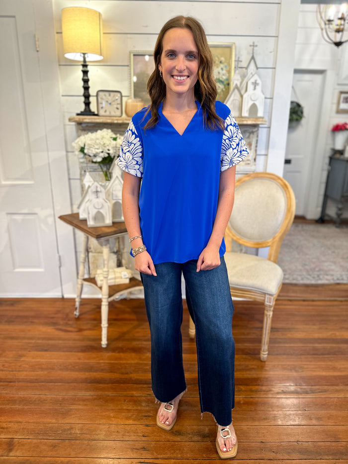 tully top washco royal blue and white